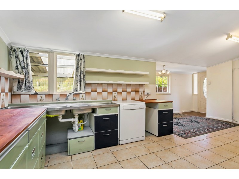 23 Rosewarne Crescent, Bridgewater SA 5155
