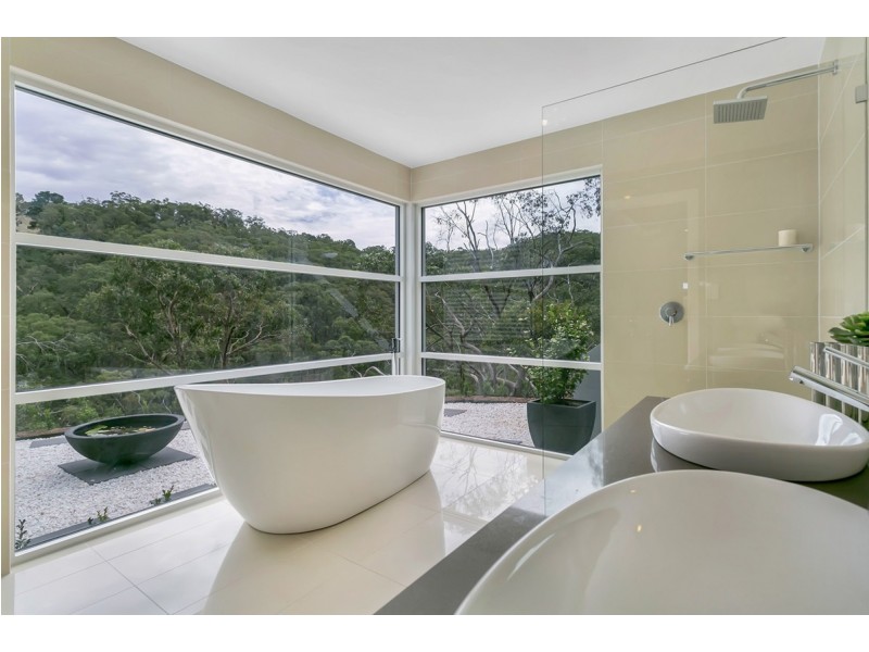 50 Heath Road, Crafers West SA 5152