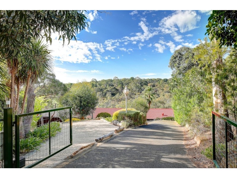 8 Sedum Place, Crafers West SA 5152