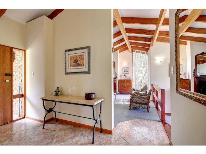 8 Sedum Place, Crafers West SA 5152