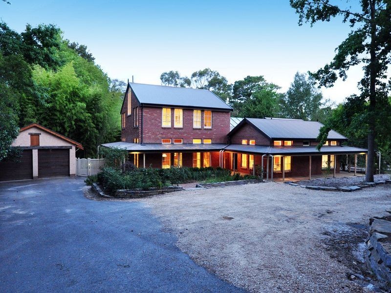 15 Longwood Road, Stirling SA 5152