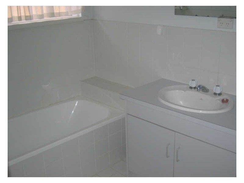 2/1 Sandergrove Road, Strathalbyn SA 5255