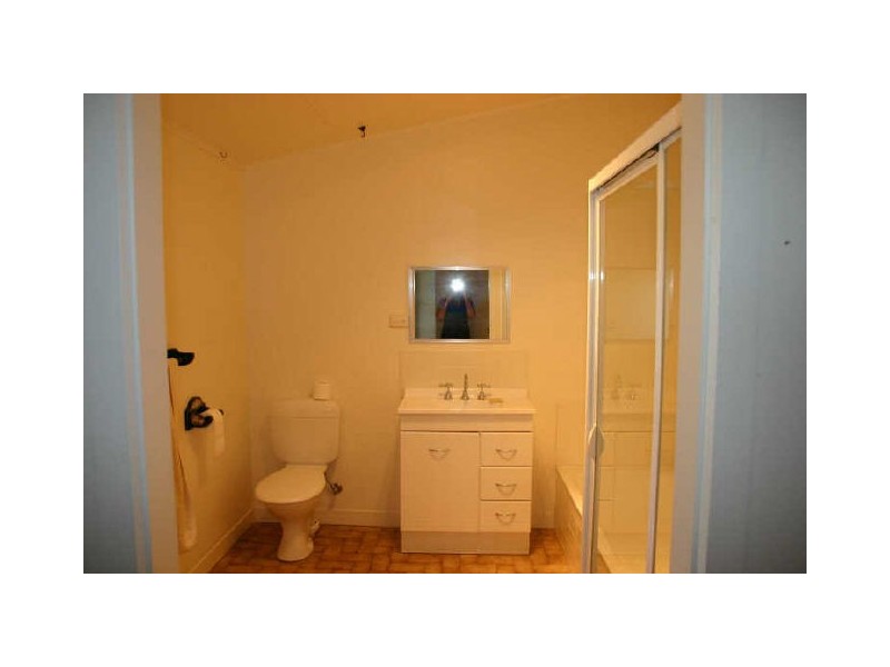 28 Marchant Road, Strathalbyn SA 5255