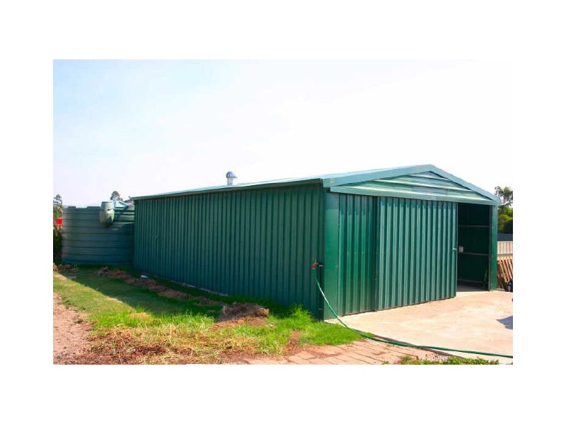 28 Marchant Road, Strathalbyn SA 5255