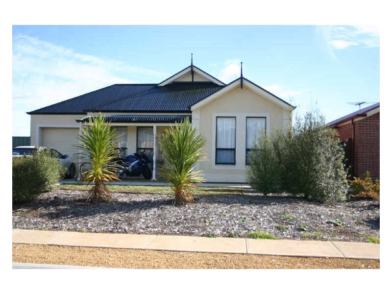 24 Strathmont Drive, Strathalbyn SA 5255