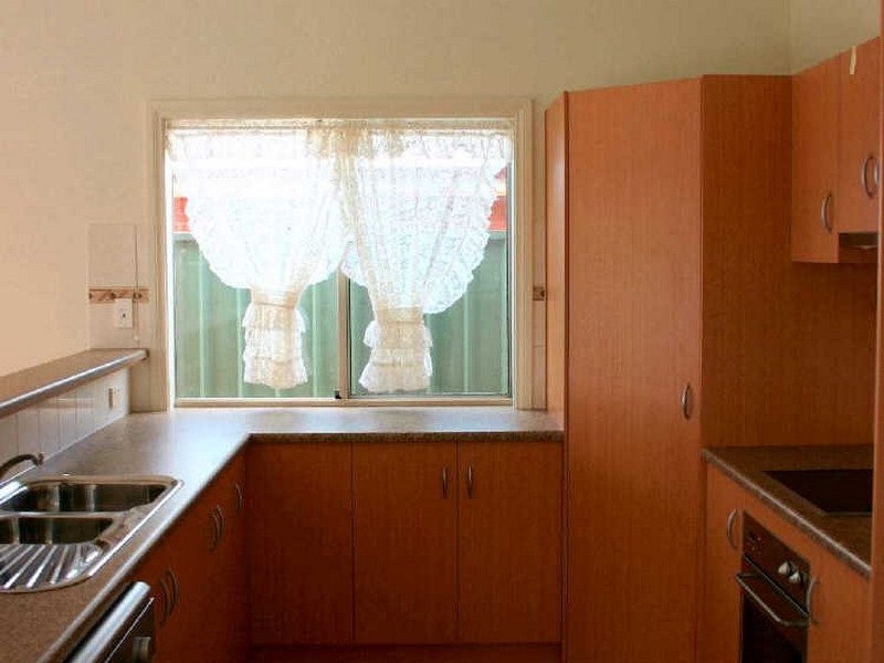 24 Strathmont Drive, Strathalbyn SA 5255