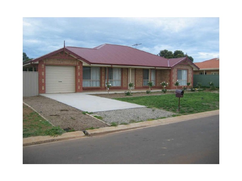 18 Elsie Drive, Strathalbyn SA 5255