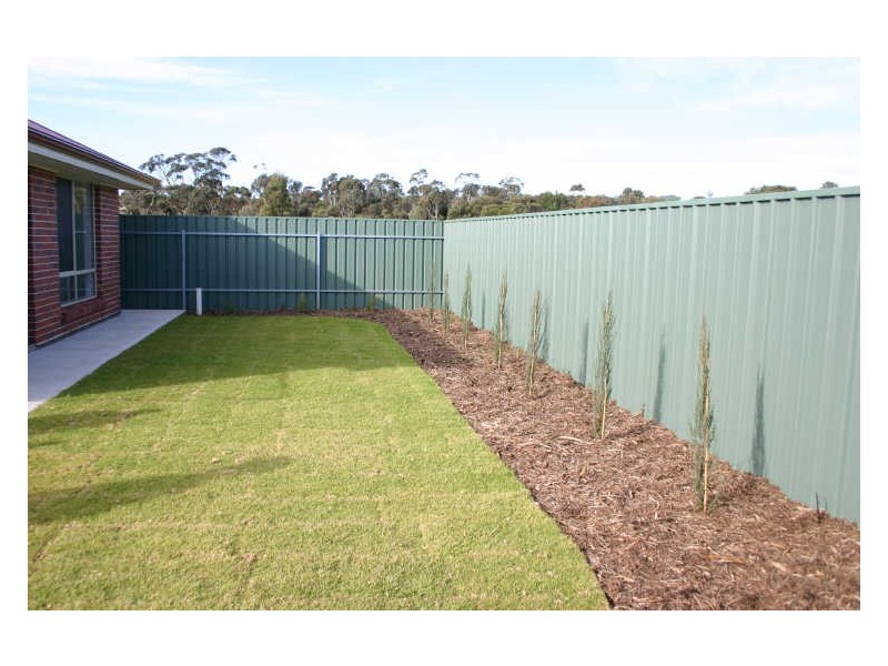 14 Strathoak Crescent, Strathalbyn SA 5255