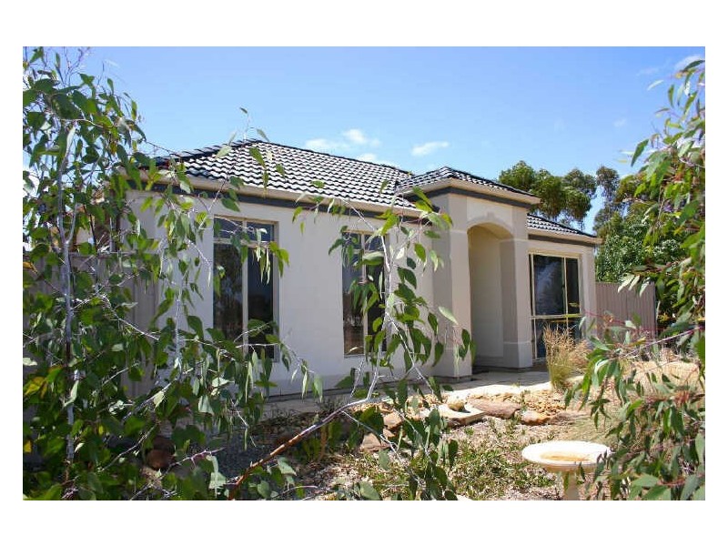 10 Blue Court, Strathalbyn SA 5255