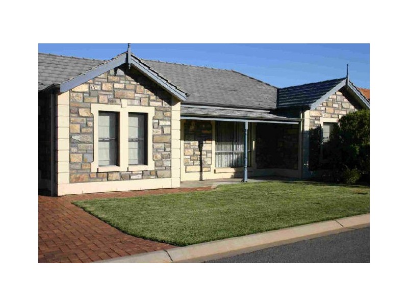 13 Edinburgh Grove, Strathalbyn SA 5255
