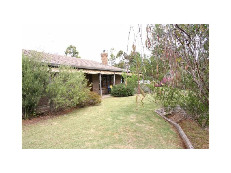 31 Jackson Avenue, Strathalbyn SA 5255