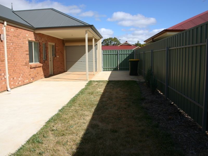 20 Strathmont Drive, Strathalbyn SA 5255