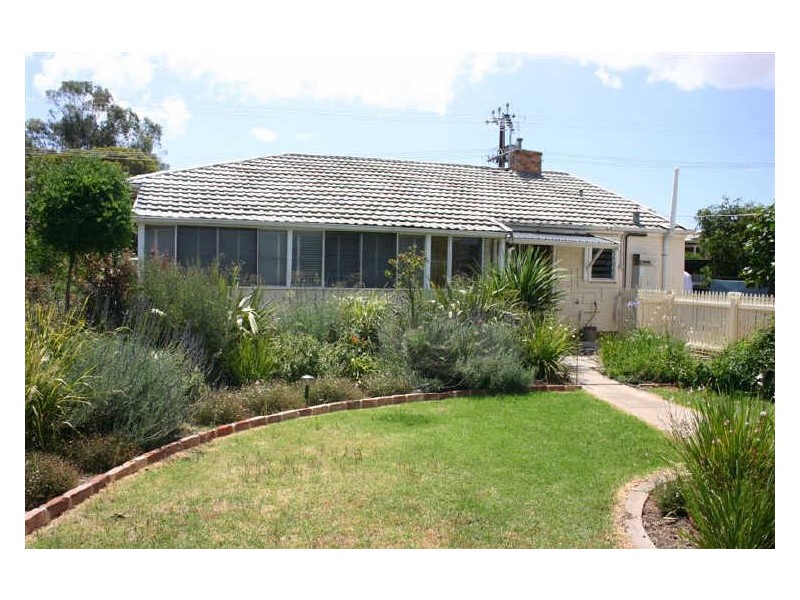 3 Brecknoch Road, Strathalbyn SA 5255