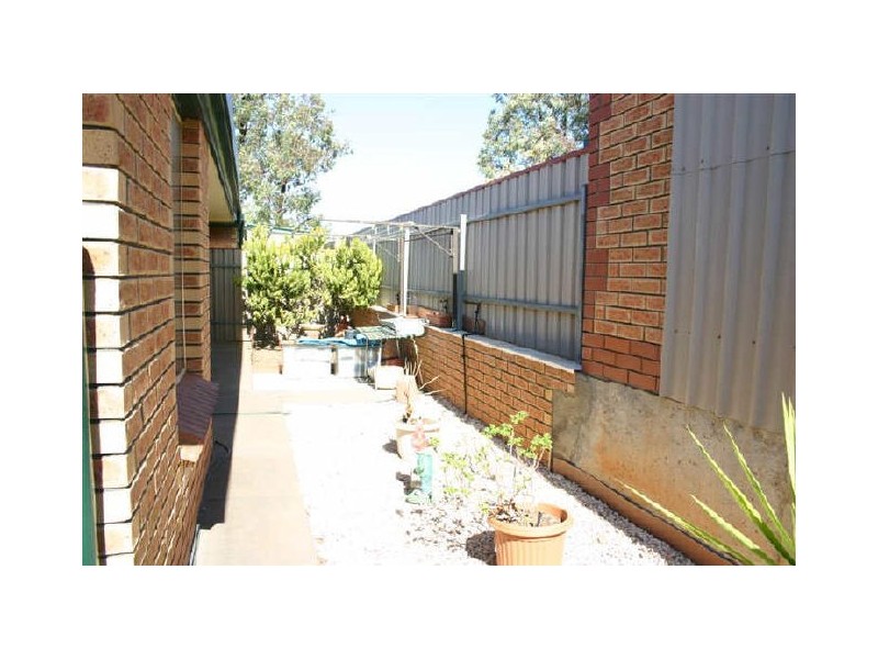 2/25 Parker Avenue, Strathalbyn SA 5255