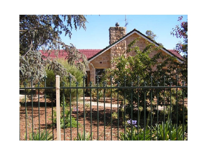 11 Ashbourne Road, Strathalbyn SA 5255