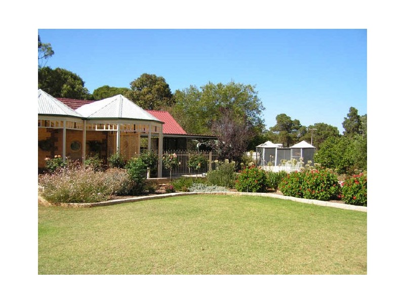 11 Ashbourne Road, Strathalbyn SA 5255