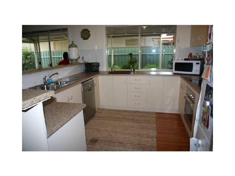 32 Strathmont Drive, Strathalbyn SA 5255