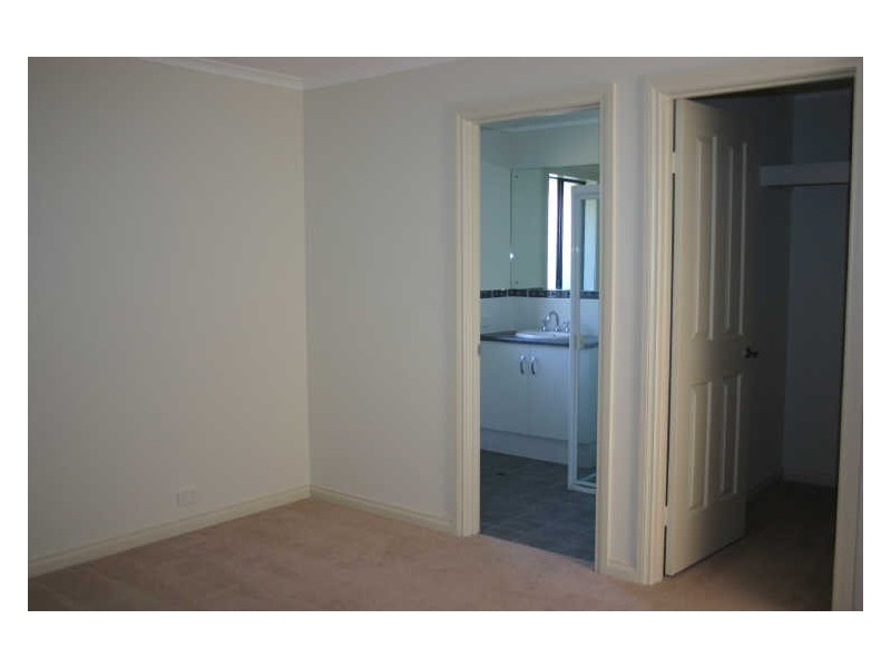 17 Strathford Way, Strathalbyn SA 5255