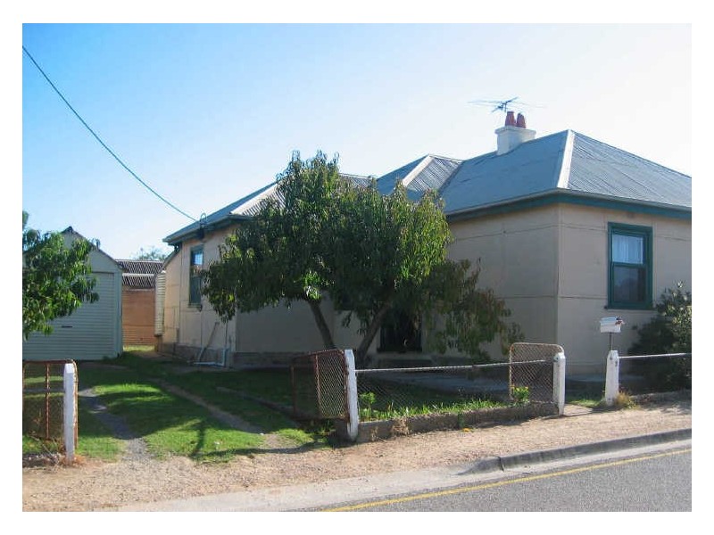 3 Russell Street, Strathalbyn SA 5255