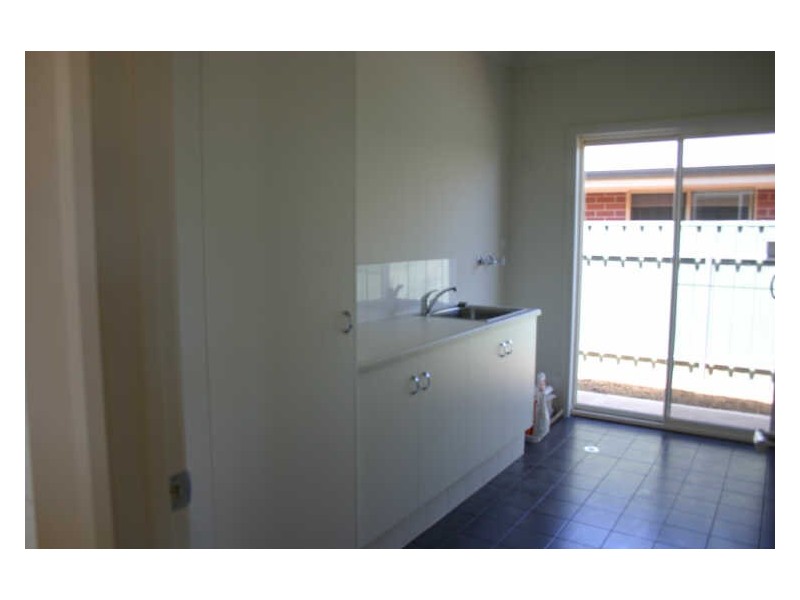 16 Strathford Way, Strathalbyn SA 5255