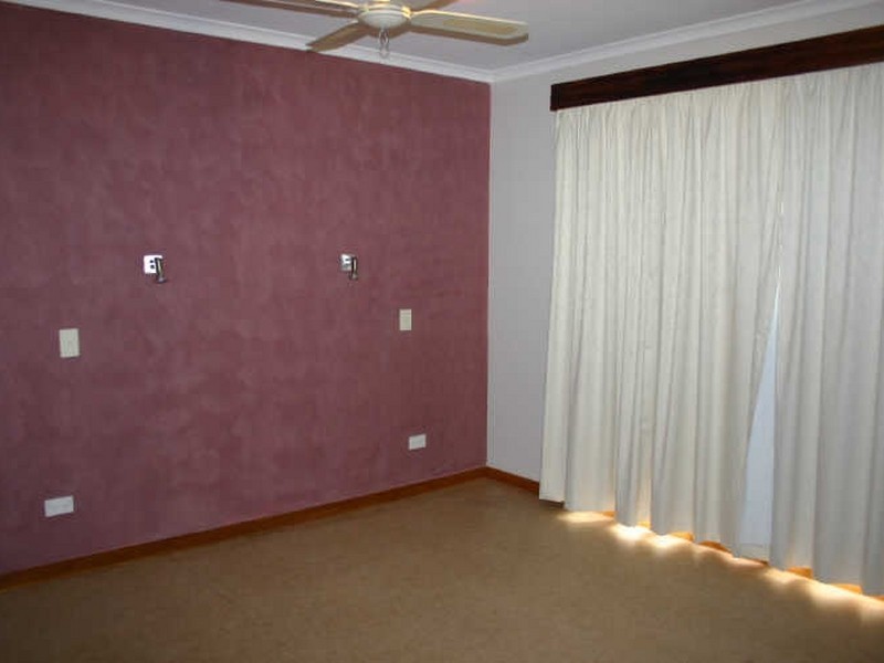 30 Berrysmith Drive, Strathalbyn SA 5255