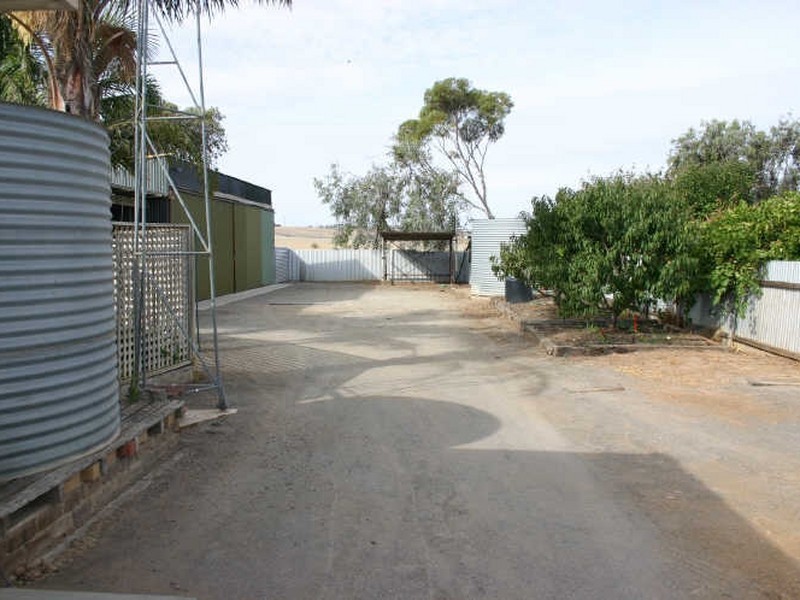 30 Berrysmith Drive, Strathalbyn SA 5255