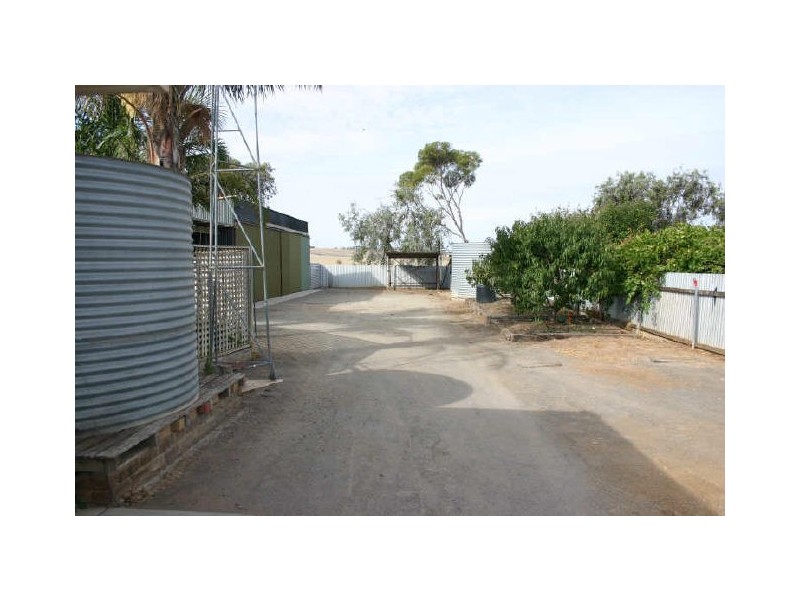 30 Berrysmith Drive, Strathalbyn SA 5255