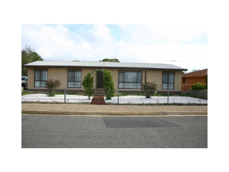 8 Lang Street, Milang SA 5256