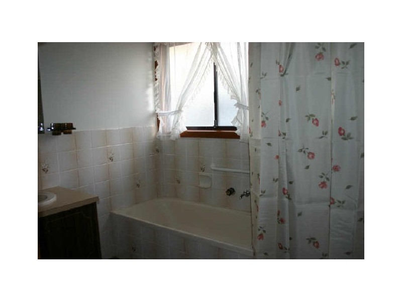 8 Lang Street, Milang SA 5256