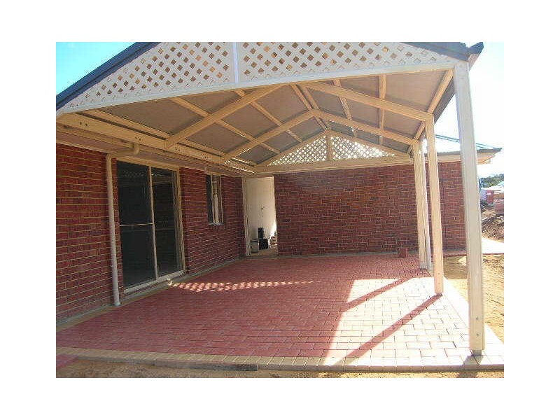 33 Bateman Street, Strathalbyn SA 5255
