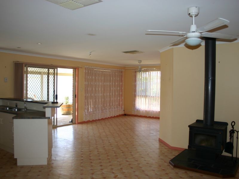 3 Garwood Avenue, Strathalbyn SA 5255