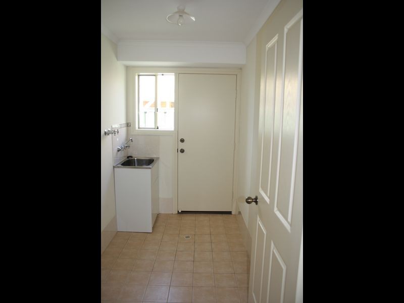 17 Strathmont Drive, Strathalbyn SA 5255