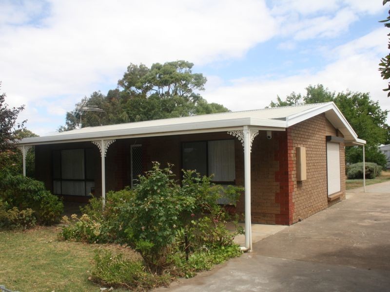16 Stephens Avenue, Strathalbyn SA 5255