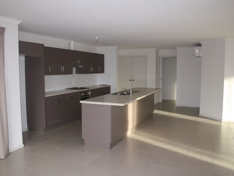 16 Field Drive, Strathalbyn SA 5255