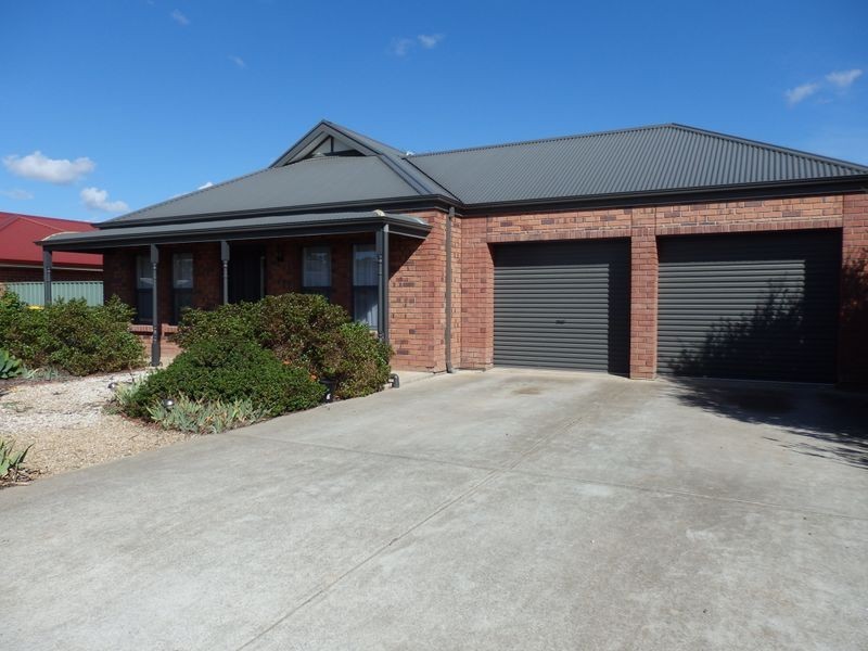 12 Strathoak Crescent, Strathalbyn SA 5255
