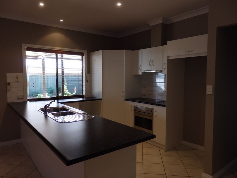 12 Strathoak Crescent, Strathalbyn SA 5255