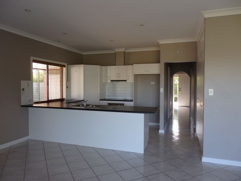 12 Strathoak Crescent, Strathalbyn SA 5255