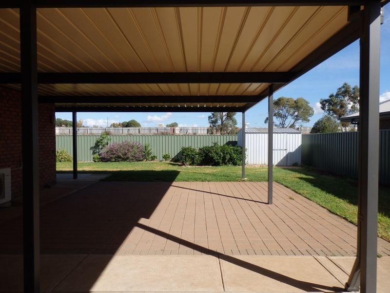 12 Strathoak Crescent, Strathalbyn SA 5255