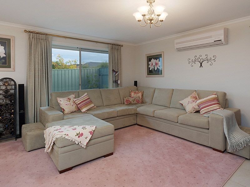 19 Strathford Way, Strathalbyn SA 5255