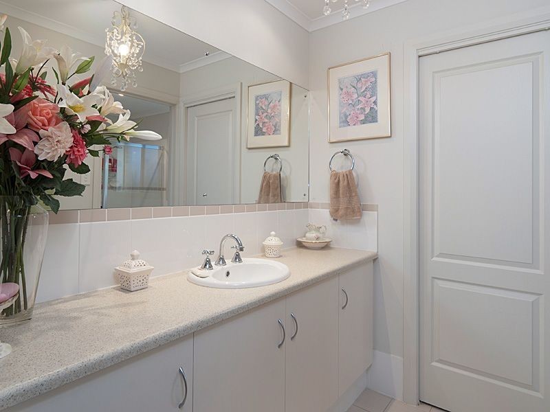 19 Strathford Way, Strathalbyn SA 5255