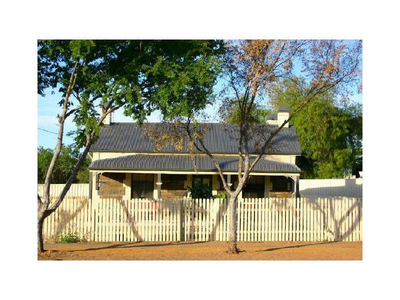 35 EAST TERRACE, Strathalbyn SA 5255