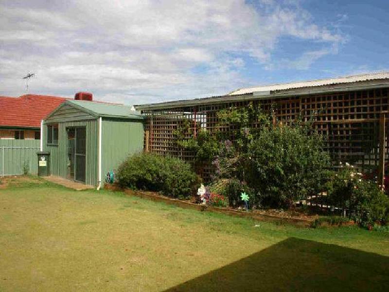 23 HOOPER ROAD, Strathalbyn SA 5255