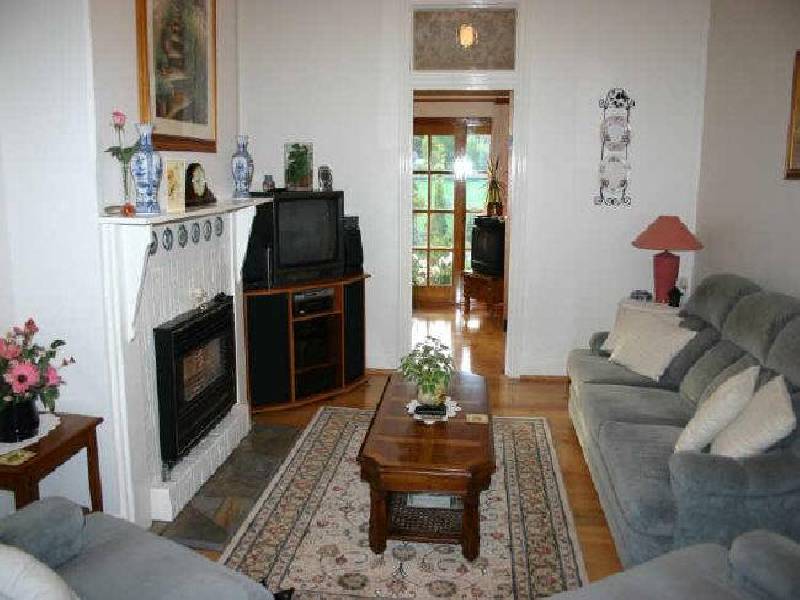 33 ADELAIDE ROAD, Strathalbyn SA 5255