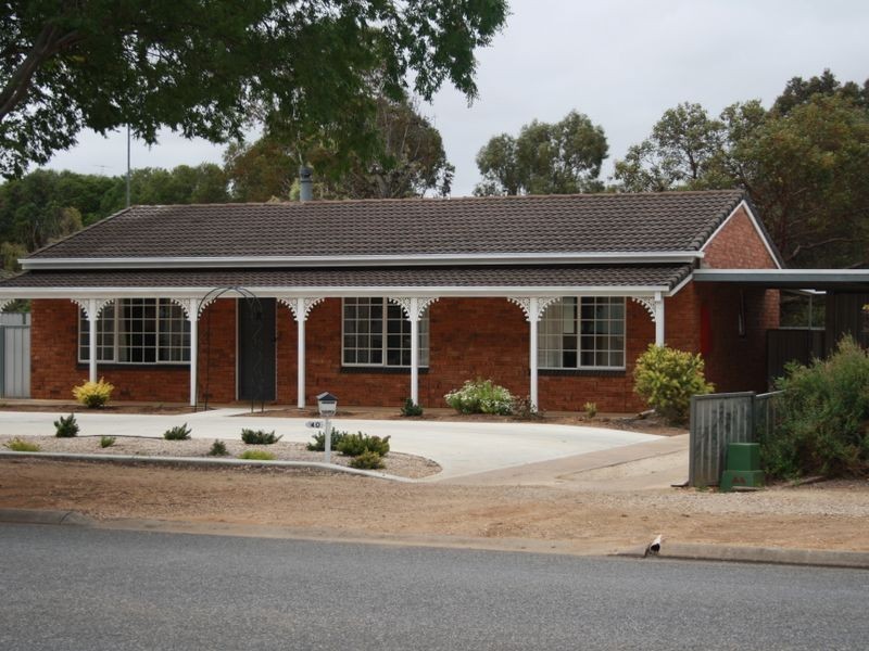 40 Parker Avenue, Strathalbyn SA 5255