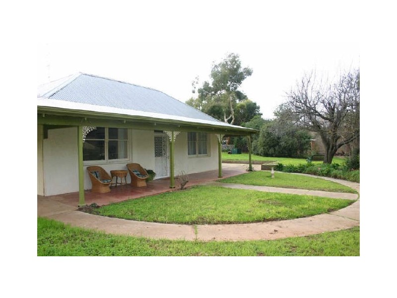 Hawkhurst 2/4 Angas Place, Strathalbyn SA 5255