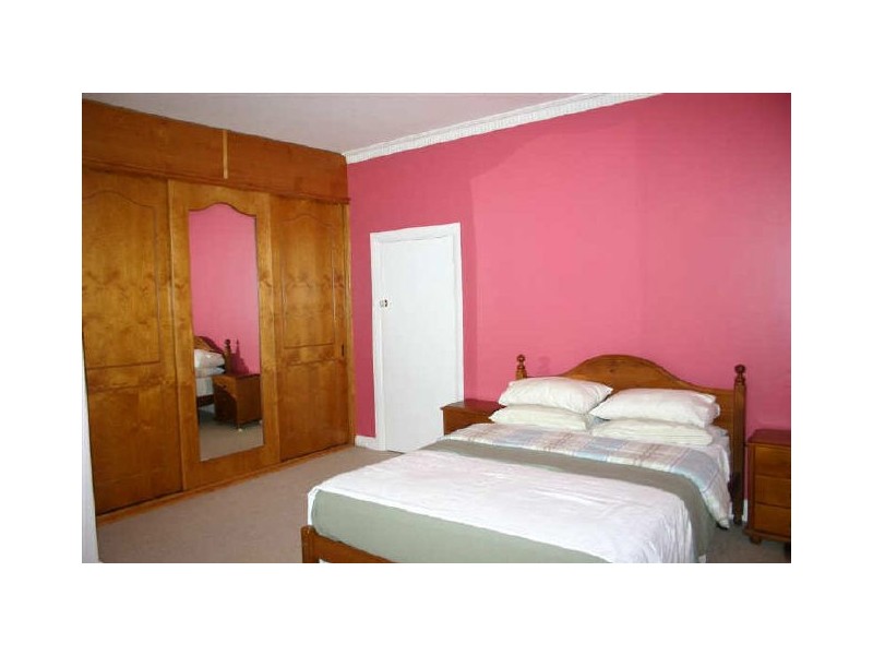 Hawkhurst 2/4 Angas Place, Strathalbyn SA 5255