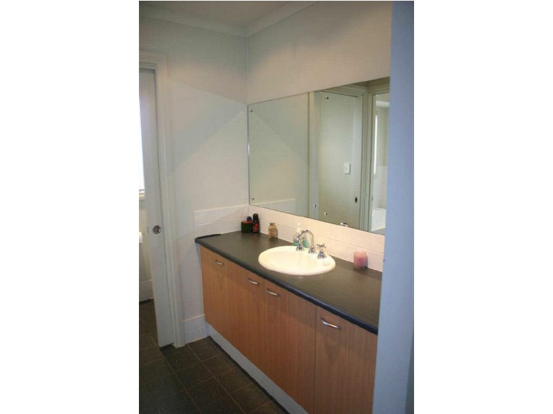 26 Strathmont Drive, Strathalbyn SA 5255