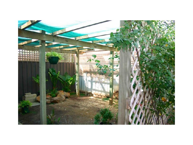 2/8 PARKER AVENUE, Strathalbyn SA 5255
