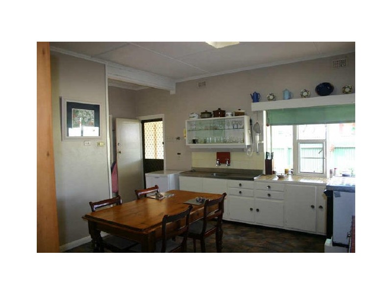 18 Jackson Avenue, Strathalbyn SA 5255