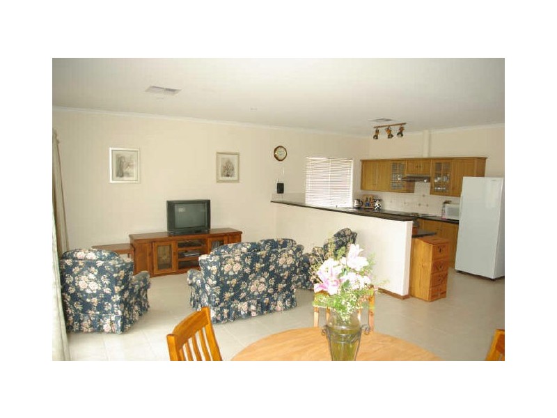 6 Blue Court, Strathalbyn SA 5255